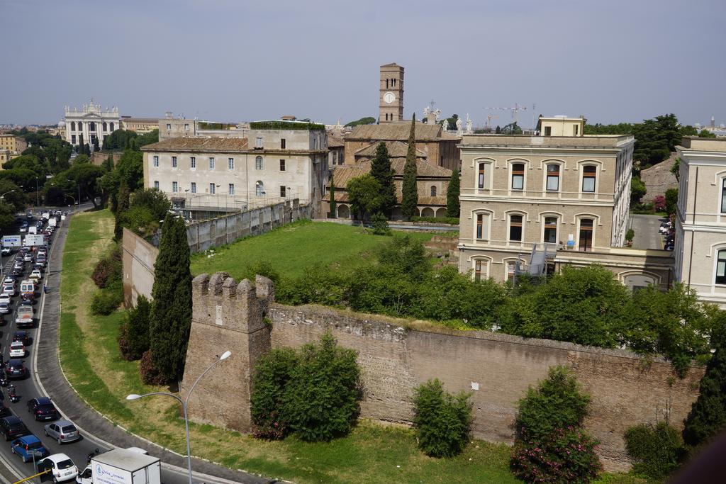 Отель Terrazza Sotto Le Stelle Рим Номер фото